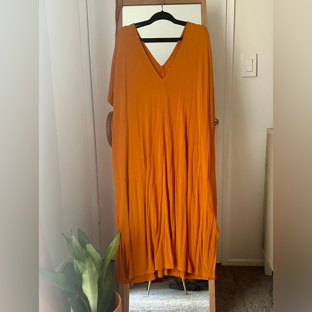 Dolman short sleeve dress with pockets